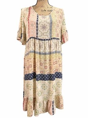 Mimi K  Boho Patchwork Floral Midi Dress in Cream, Navy & Coral EC. Size large